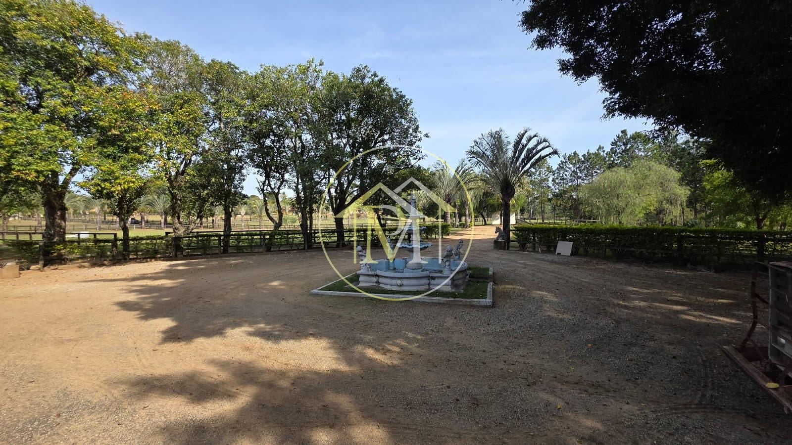 Fazenda à venda com 3 quartos, 10m² - Foto 3