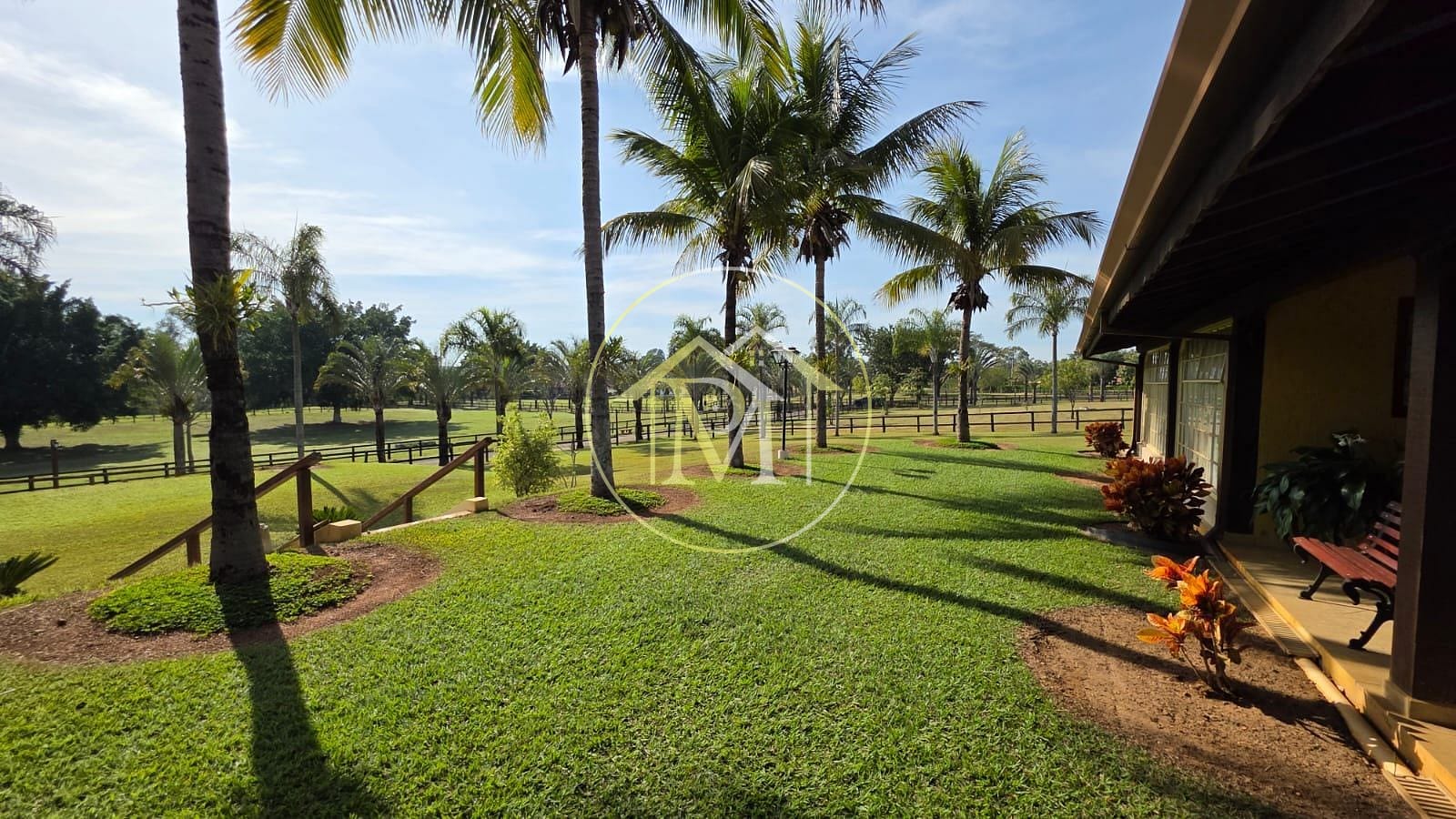 Fazenda à venda com 3 quartos, 10m² - Foto 28