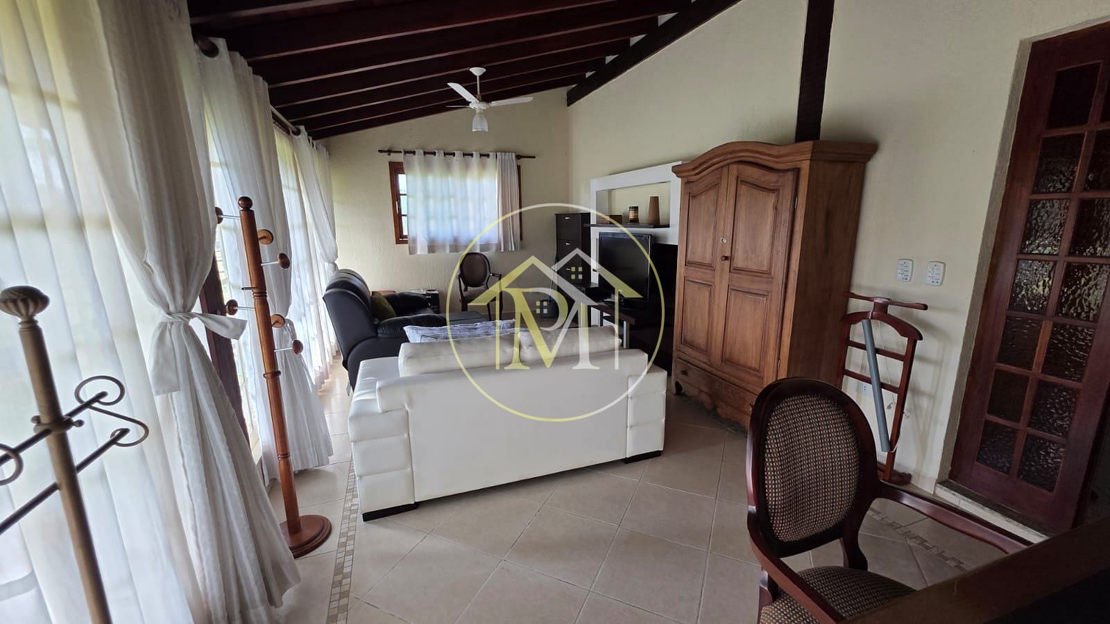 Fazenda à venda com 3 quartos, 10m² - Foto 32