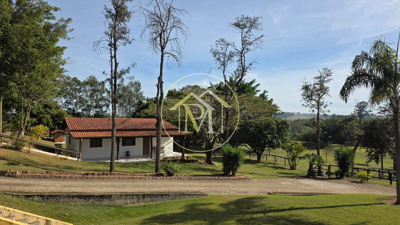 Fazenda à venda com 3 quartos, 10m² - Foto 43