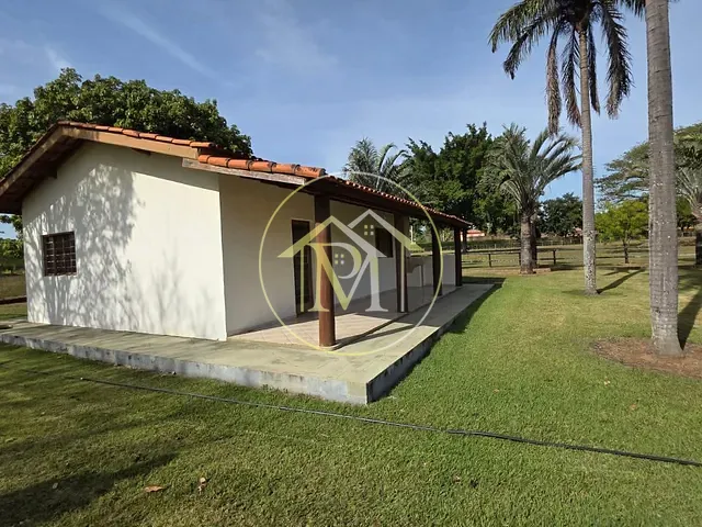 Haras com 63000m² 3 quartos e 4 banheiros, à venda, no bairro Centro em Salto