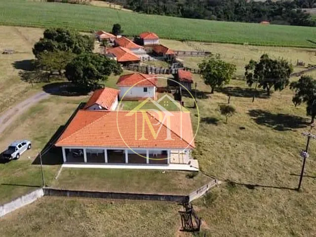 Sítio com 309000m² 3 quartos e 2 banheiros, à venda, no bairro Centro em Itapetininga