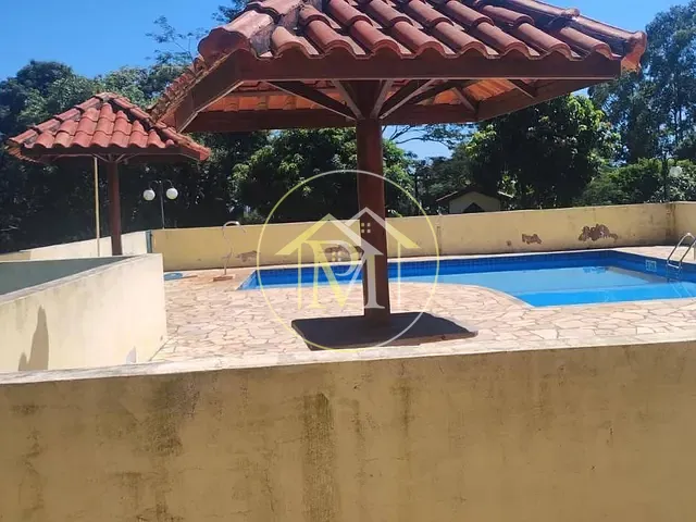 Haras com 214800m² 3 quartos e 3 banheiros, à venda, no bairro Centro em Itapetininga