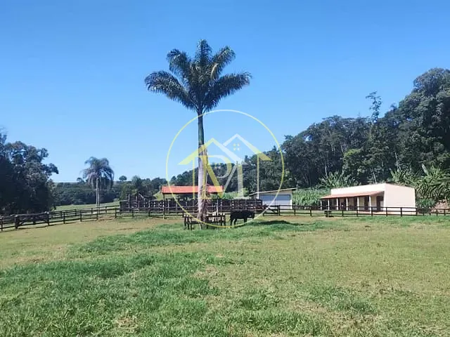 Haras com 214800m² 3 quartos e 3 banheiros, à venda, no bairro Área rural em Itapetininga