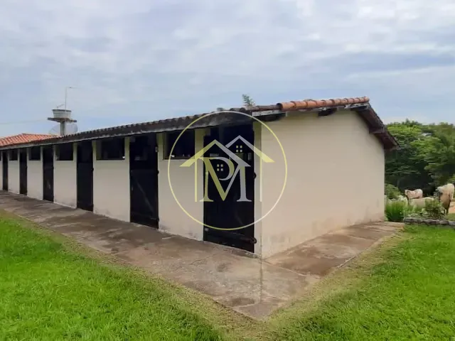 Haras com 157300m² 3 quartos e 2 banheiros, à venda, no bairro Centro em Cerquilho