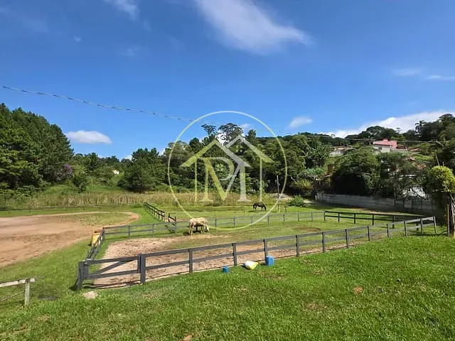 Haras com 4228m², à venda ou para alugar, no bairro Centro em Vargem Grande Paulista