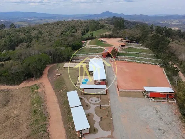 Haras com 67000m² 7 quartos e 7 banheiros, à venda, no bairro Área rural em São Roque