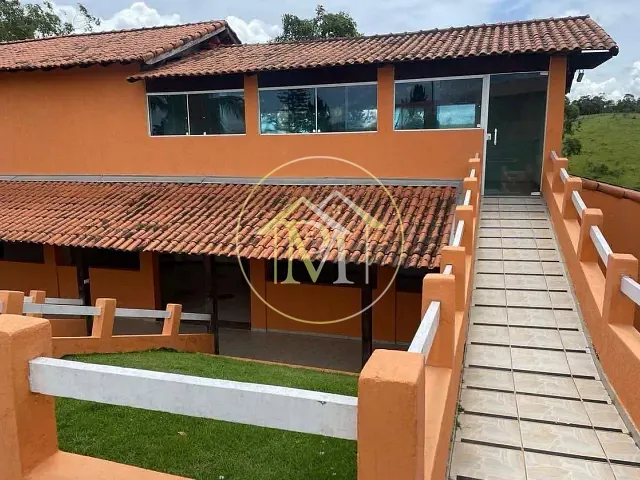 Haras com 20000m² 2 quartos e 4 banheiros, à venda, no bairro Área rural em Igaratá
