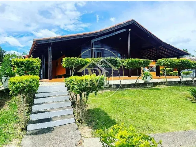 Haras com 20000m² 2 quartos e 4 banheiros, à venda, no bairro Área rural em Igaratá