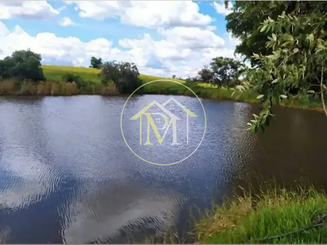 Haras com 75000m² 2 quartos e 3 banheiros, à venda ou para alugar, no bairro Área rural em Atibaia