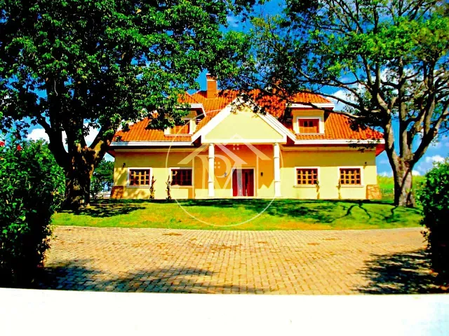 Haras com 285058m² 4 quartos e 5 banheiros, à venda, no bairro Área rural em Jacareí