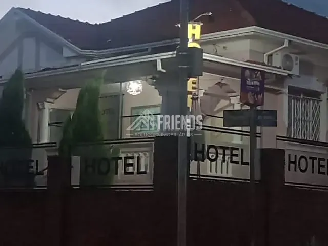 Hotel à venda, no bairro Centro em Pederneiras