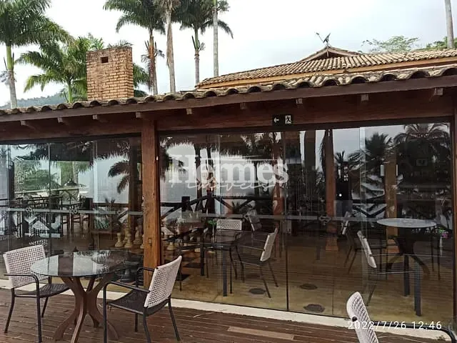 Hotel com 36000m² 15 quartos e 20 banheiros, à venda, no bairro Sul em Ilhabela