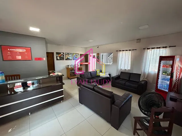 Prédio com 380m², à venda, no bairro Ponte Nova em Várzea Grande