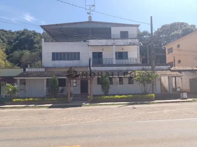 Hotel com 1081m², à venda, no bairro São Francisco em Brazópolis