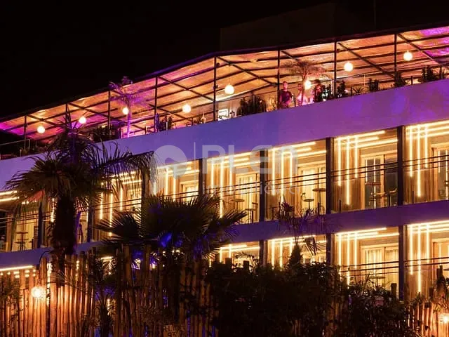Hotel com 1900m², à venda, no bairro Lázaro em Ubatuba