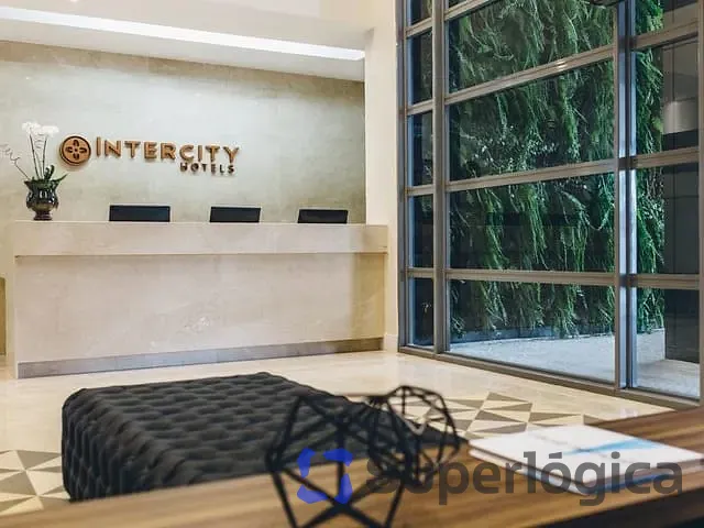 Hotel com 67m², à venda, no bairro Alto da Glória em Curitiba