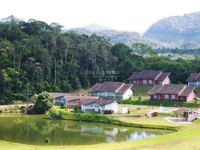Hotel com 122300m², à venda, no bairro Centro em Mongaguá