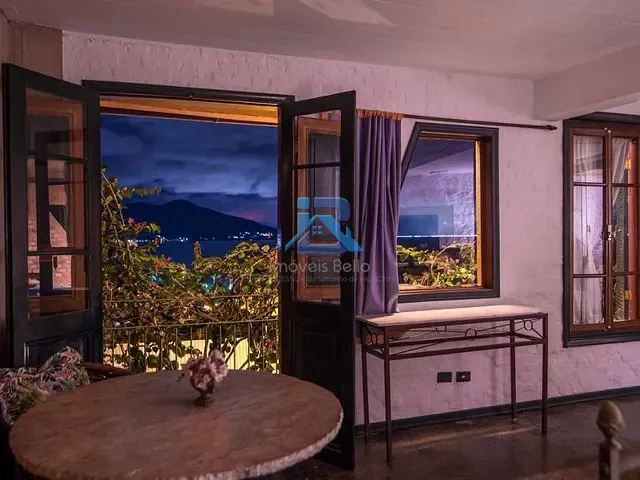 Hotel com 5800m², à venda, no bairro Barreiro em Ilhabela