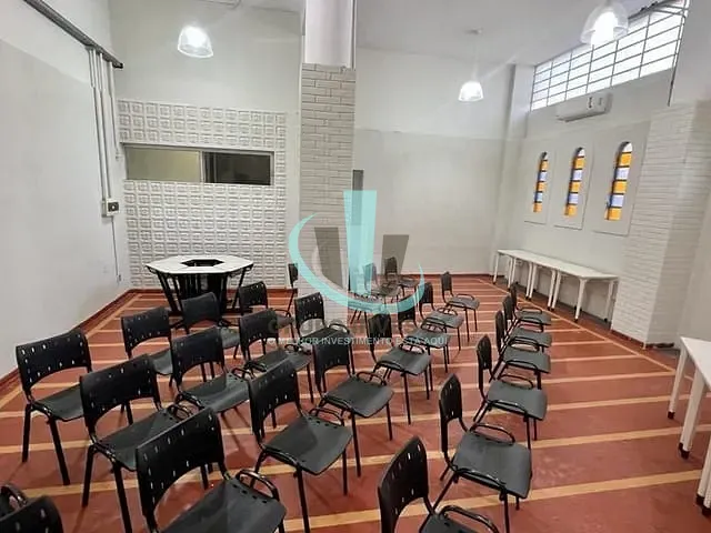 Hotel com 3138m² 1 quarto e 140 banheiros, à venda, no bairro CENTRO em ARARAQUARA