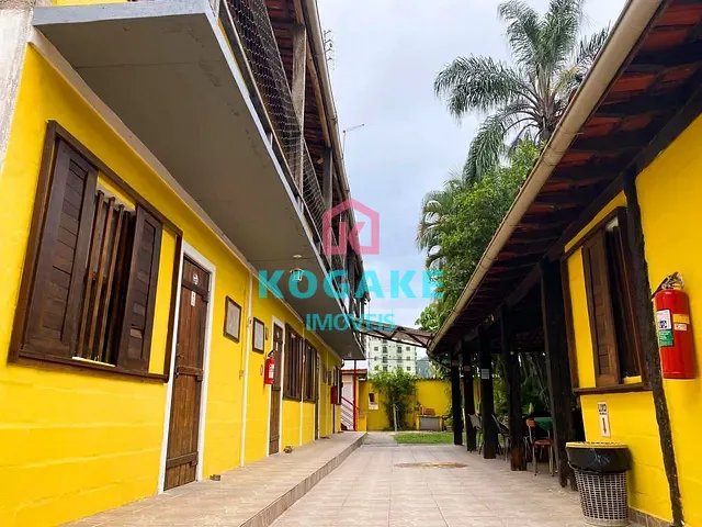 Hotel com 1320m² 20 quartos e 21 banheiros, à venda, no bairro Martim de Sá em Caraguatatuba