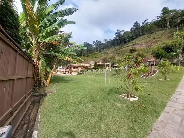 Hotel com 6650m² 14 quartos e 17 banheiros, à venda, no bairro Albuquerque em Teresópolis