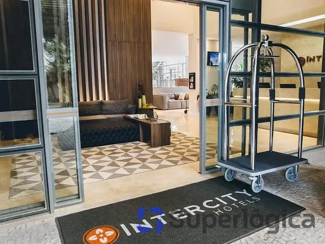 Hotel com 67m², à venda, no bairro Alto da Glória em Curitiba