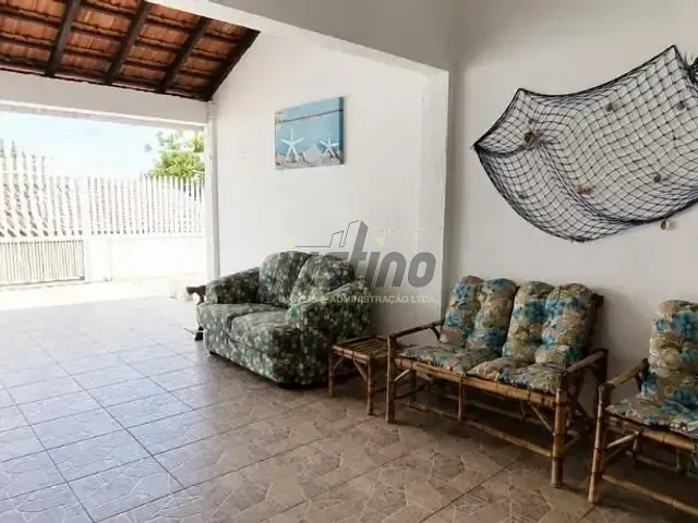 Hotel com 300m² 8 quartos e 2 banheiros, à venda, no bairro Praia Do Sonho em Itanhaém