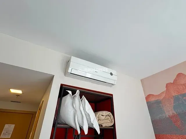 Hotel à venda, no bairro Cidade Baixa em Porto Alegre
