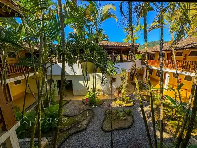 Hotel com 1550m² 26 quartos e 36 banheiros, à venda, no bairro Lázaro (Praia Domingos Dias) em Ubatuba