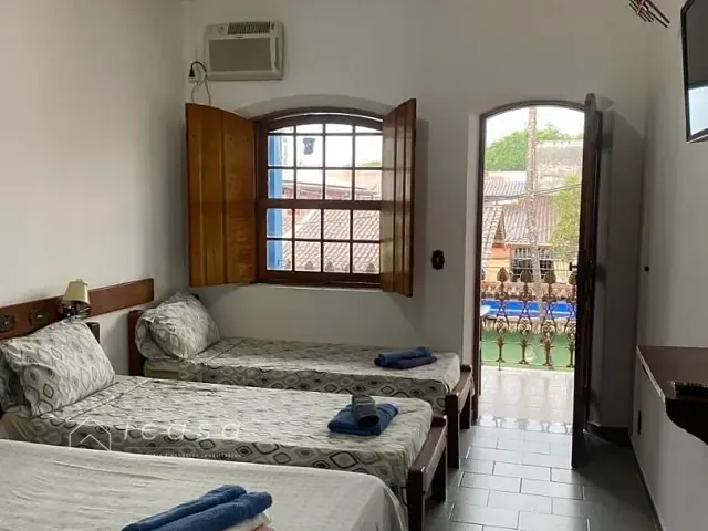 Hotel com 1050m² 21 quartos e 21 banheiros, à venda, no bairro Patitiba em Paraty