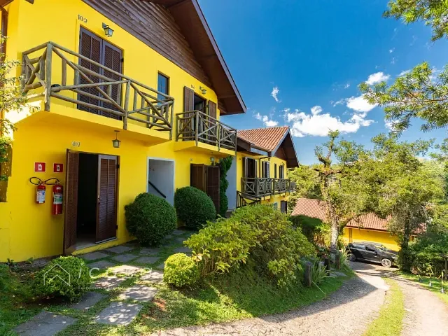 Hotel com 1185m² 13 quartos e 13 banheiros, à venda, no bairro Recanto das Araucárias em Campos do Jordão