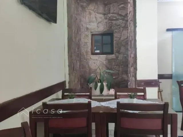 Hotel com 270m² 8 quartos e 12 banheiros, à venda, no bairro Itaguá em Ubatuba