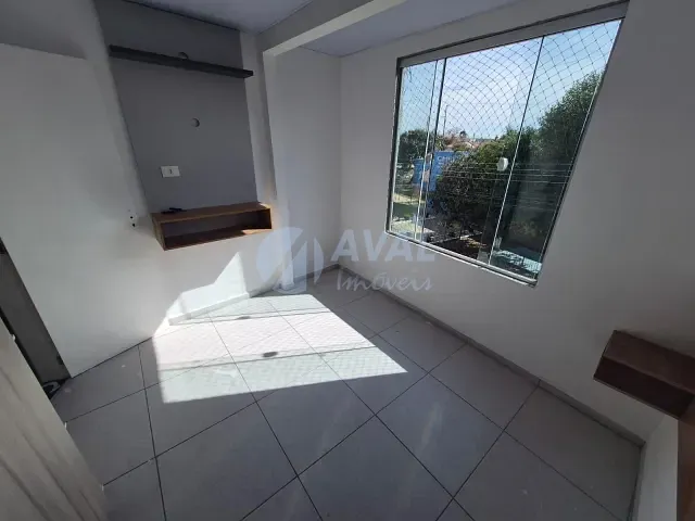 Apartamento 1 quarto e 1 banheiro, para alugar, no bairro Cajuru em Curitiba