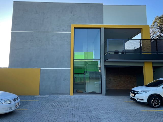 Kitnet com 38m² 1 quarto e 1 banheiro, à venda, no bairro Centro em Londrina