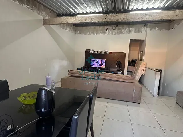 Kitnet 1 quarto e 1 banheiro, à venda, no bairro Vera Cruz em Belo Horizonte