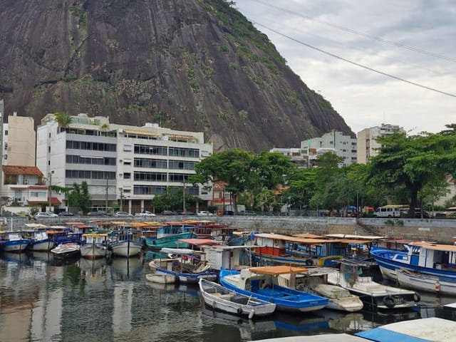 Foto do Kitnet - Apartamento à venda em excelente localização na Urca, Rio de Janeiro, RJ por R$ 350.000,00 | Henrique Martins