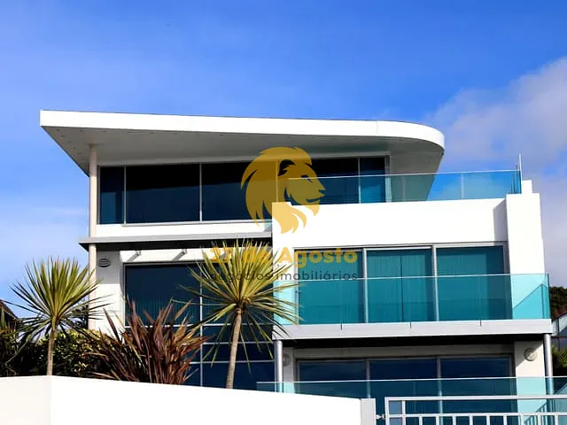 Kitnet com 800m² 100 quartos e 1 banheiro, à venda ou para alugar, no bairro Vitória em Londrina