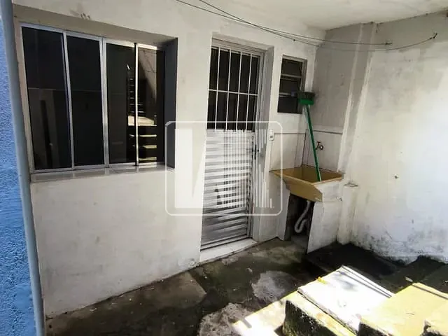 Kitnet 1 quarto e 1 banheiro, para alugar, no bairro Vila Aquilino em Santo André