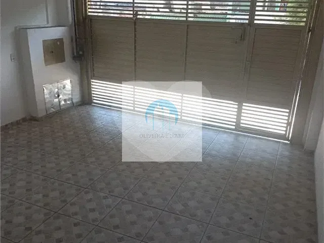 Kitnet com 125m² 8 quartos e 8 banheiros, à venda, no bairro Veloso em Osasco