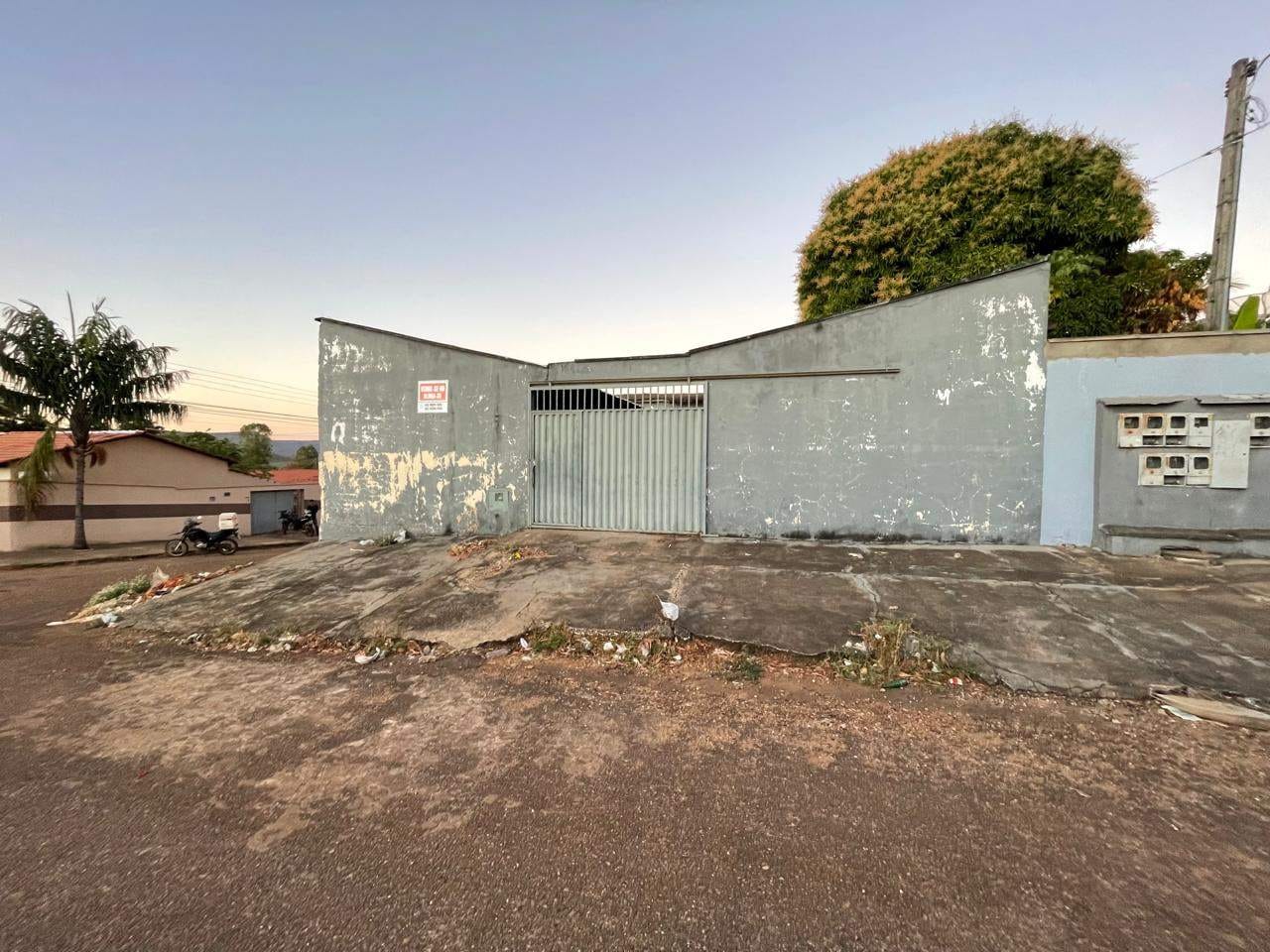 Kitnet e Studio à venda com 8 quartos, 450m² - Foto 1