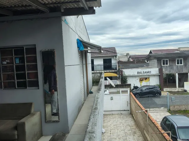 Kitnet com 300m² 7 quartos e 7 banheiros, à venda, no bairro Cordeiros em Itajaí