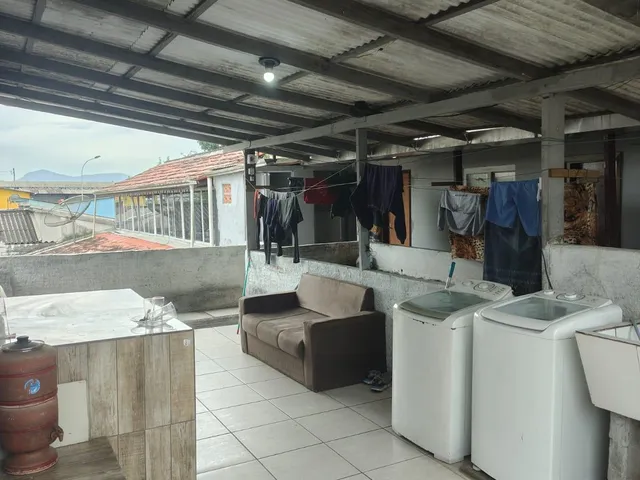 Kitnet com 300m² 7 quartos e 7 banheiros, à venda, no bairro Cordeiros em Itajaí