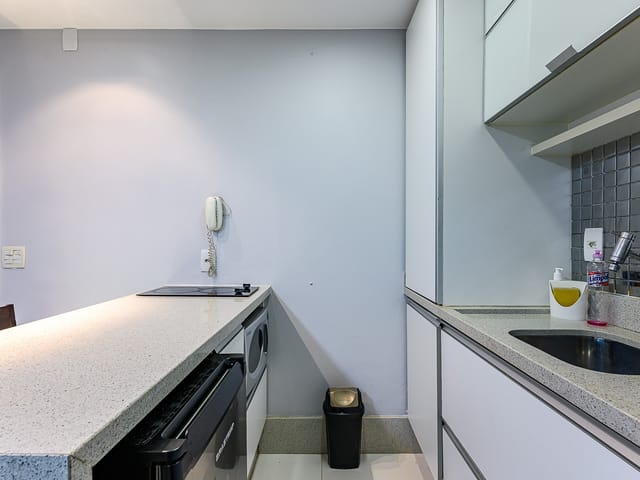Kitnet com 32m² 1 quarto e 1 banheiro, para alugar, no bairro Asa Sul em Brasília