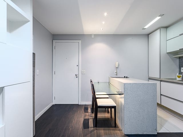 Kitnet com 32m² 1 quarto e 1 banheiro, para alugar, no bairro Asa Sul em Brasília