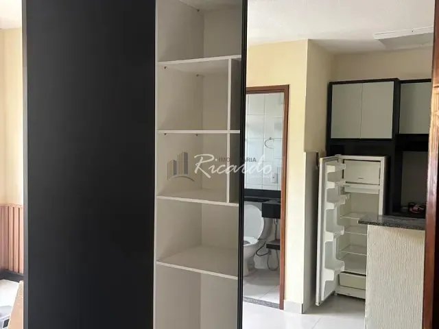 Kitnet 1 quarto e 1 banheiro, à venda, no bairro Alto da Colina em Londrina