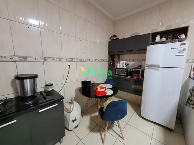 Casa com 250m² 1 quarto e 1 banheiro, à venda, no bairro Jardim Caiubi em Itaquaquecetuba