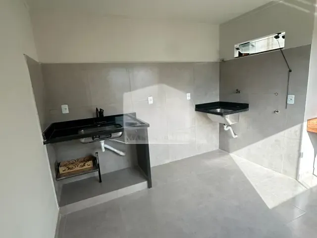 Kitnet 1 quarto e 1 banheiro, para alugar, no bairro João XXIII em Muriaé