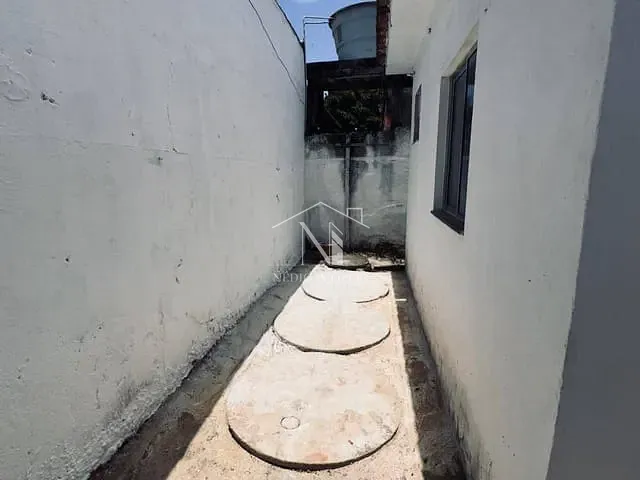 Kitnet 1 quarto e 1 banheiro, para alugar, no bairro Centro em Maricá