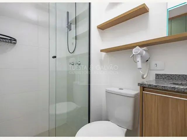Kitnet com 17m², à venda, no bairro Novo Mundo em Curitiba